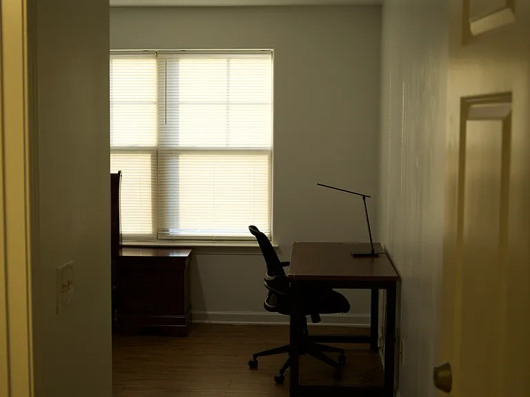 College Center Apartments — Photo 94