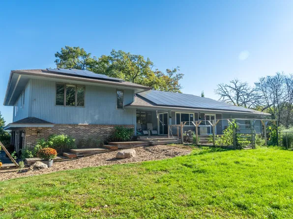 361 Oak Knoll Dr, Marine On Saint Croix, MN 55047