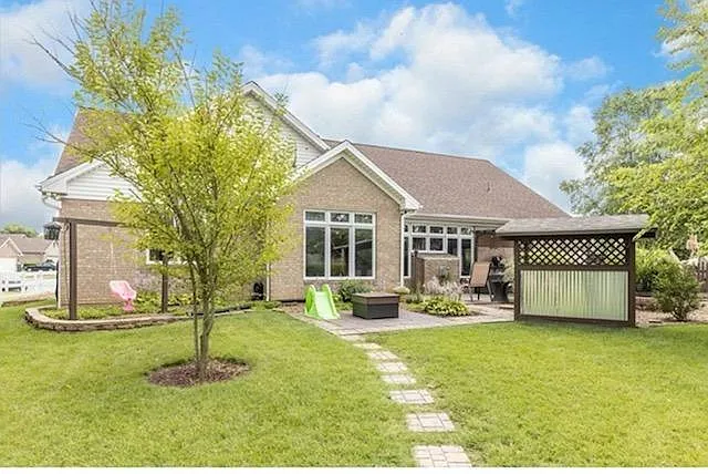 2900 Saratoga Ct photo 1