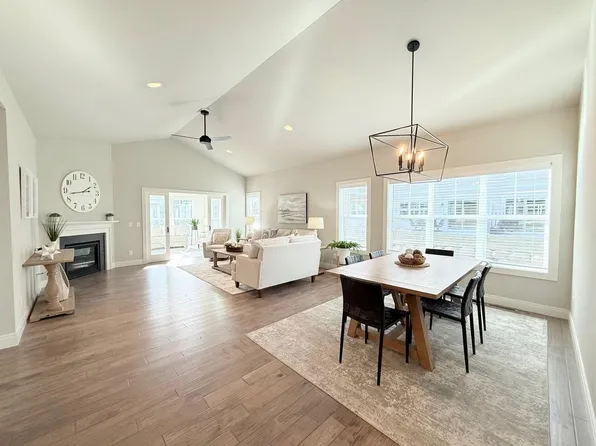 Unit 41 Conservancy Plaza, Deforest, WI 53532