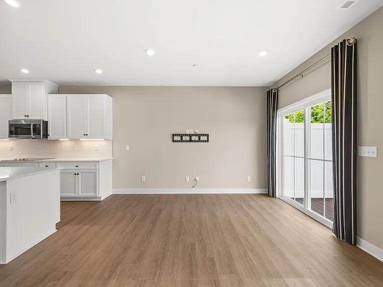1000 Mountain View Dr — Photo 11