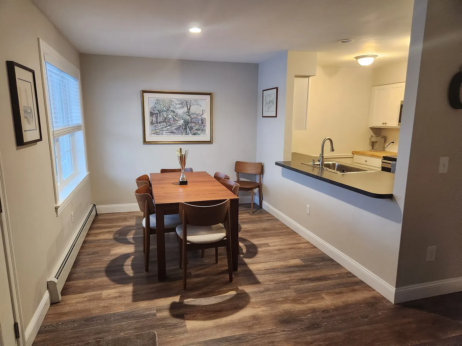 2 bed, 1200 sqft, $2,500 — Photo 2