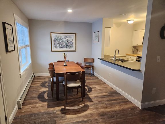 2nd image of 91 Village Green Cir #1-2