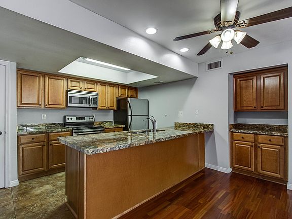 5th image of 1920 W Lindner Ave Unit 221