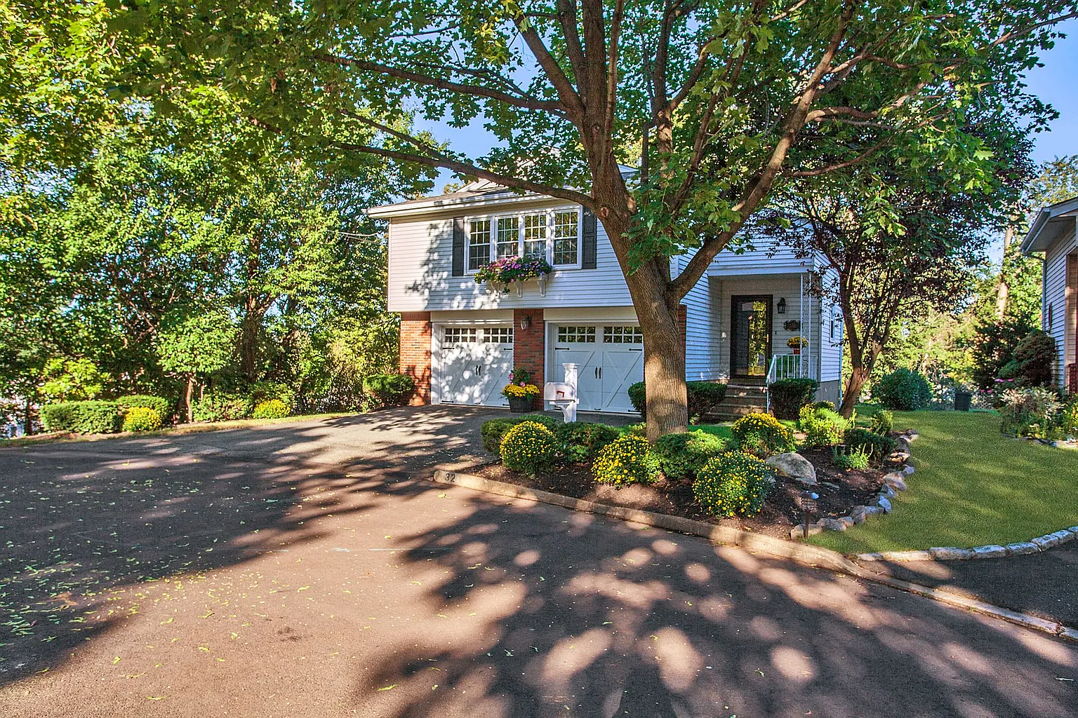 32 Niader Ct photo 1