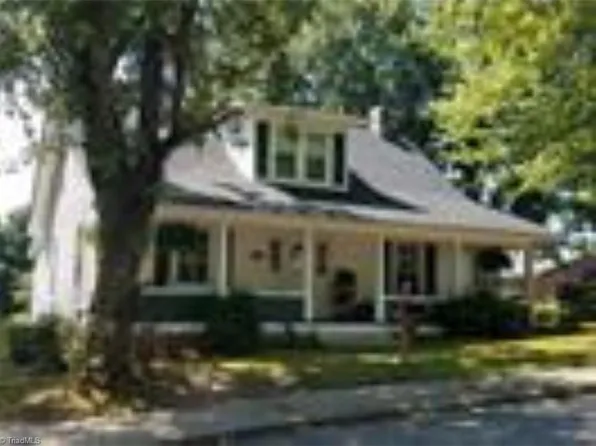 309 Taylor St, Mount Airy, NC 27030