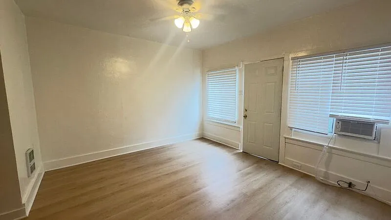 Studio, 1.0 bath, $1,600 — Photo 4