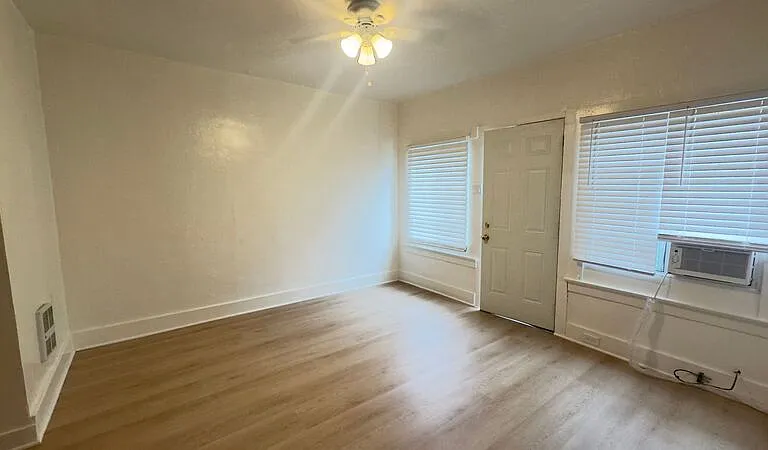 545 N Oakland Ave #2-91101 — Photo 4