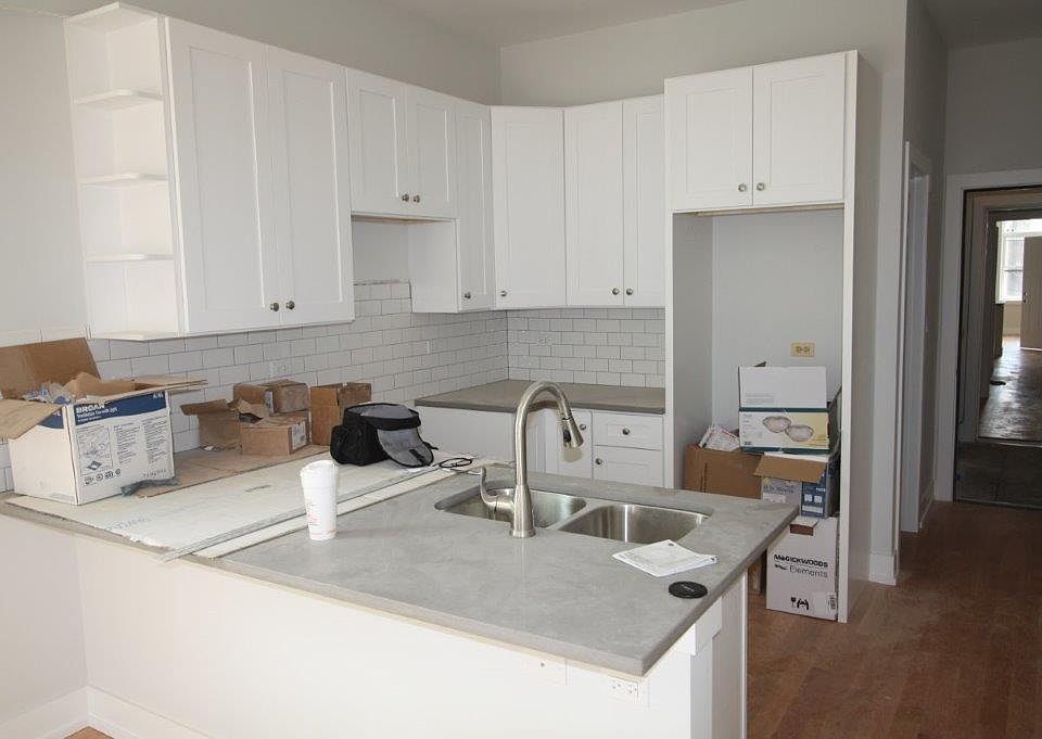 1st image of 1311 N Western Ave #2R