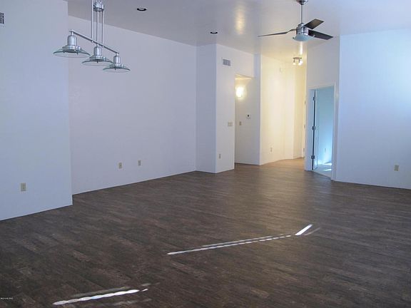 5th image of 876 W Placita Estrella Azul