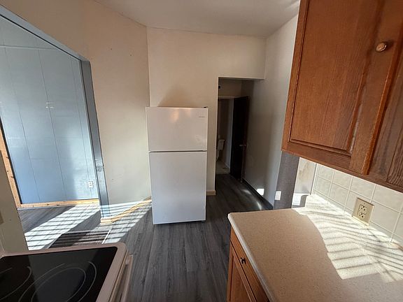 5th image of 258 N Penn Ave #258