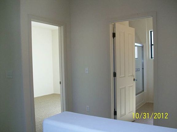 4th image of 2927 E Canyon Bend St