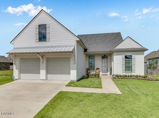 604 Easy Rock Landing Dr, Broussard, LA 70518