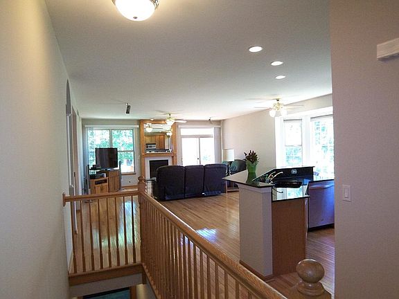 4th image of 18021 Breckenridge Blvd