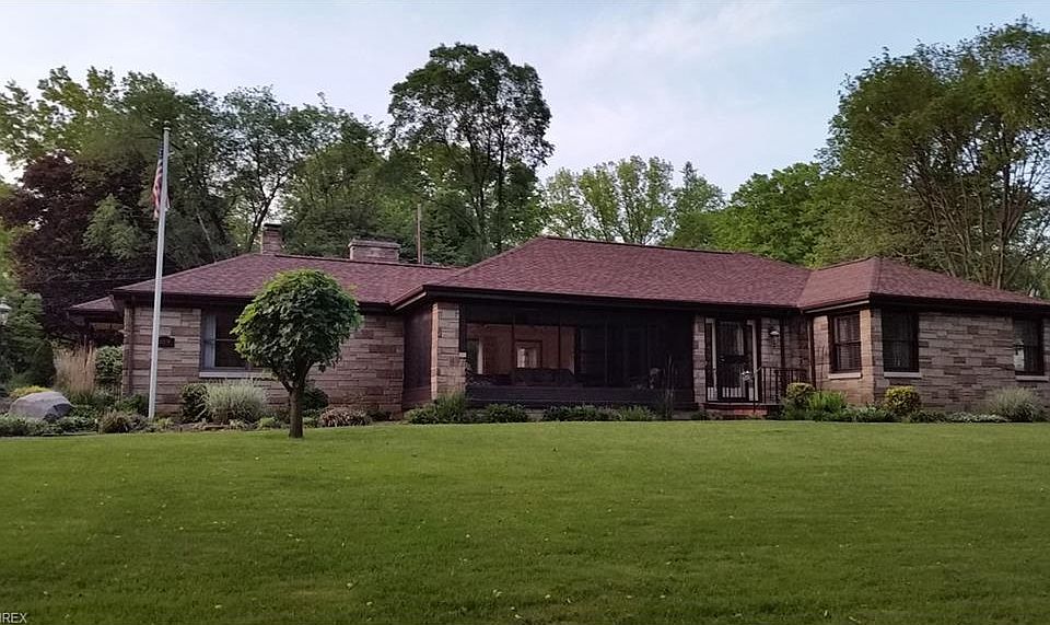 1st image of 329 Holmes Blvd