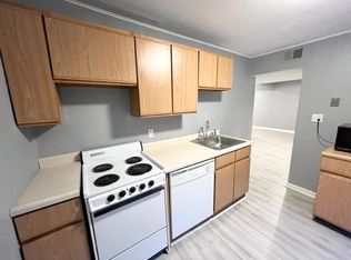 3110 Chartiers Ave FLOOR 2, Pittsburgh, PA 15204