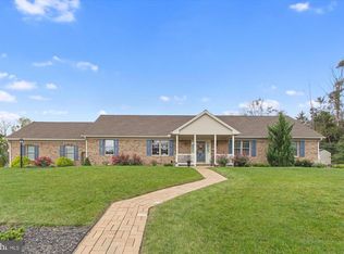 760 Weldon Dr, York, PA 17404