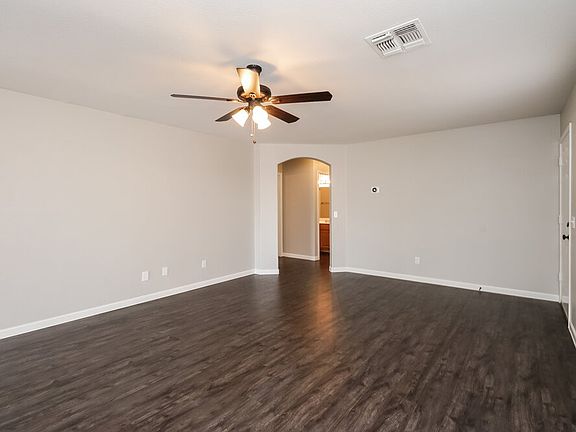 4th image of 151 S Parkwood