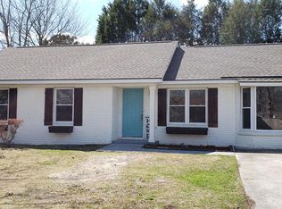 39 Clearwater Dr, Goose Creek, SC 29445