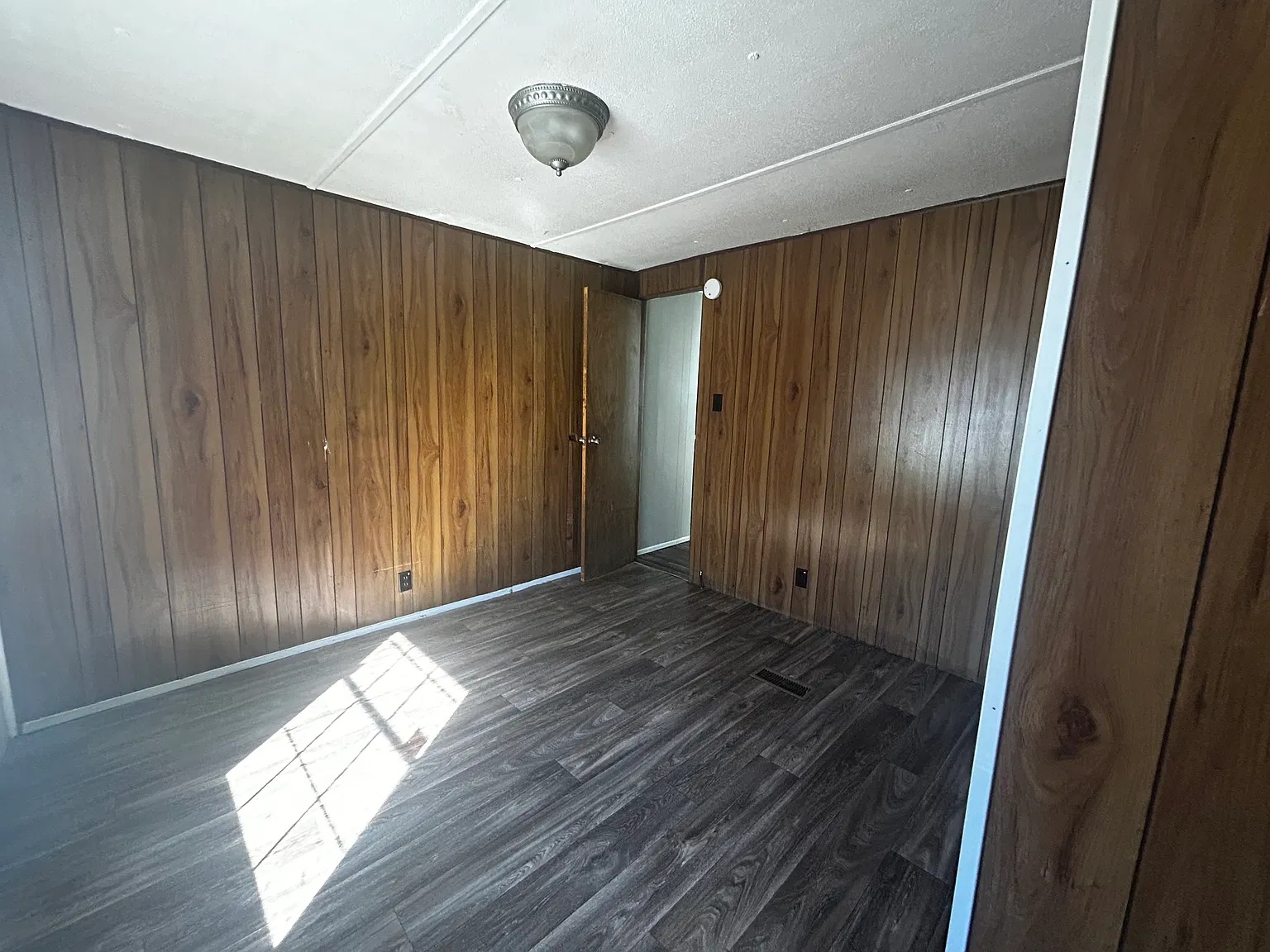 2 bed, $750 — Photo 4