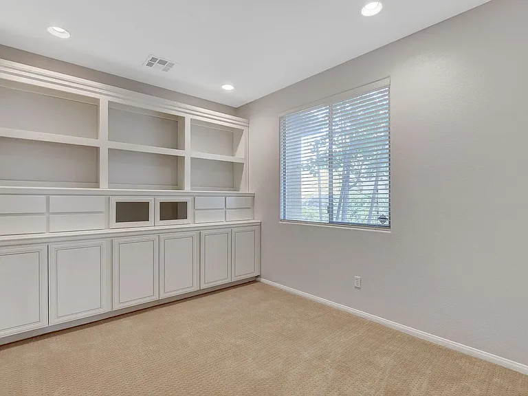 1289 Corista Dr — Photo 6