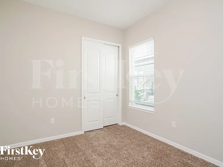 16984 Tradewind Point — Photo 12