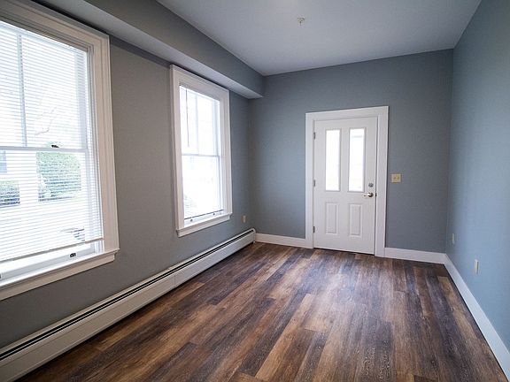 2nd image of 219 Pleasant St #8