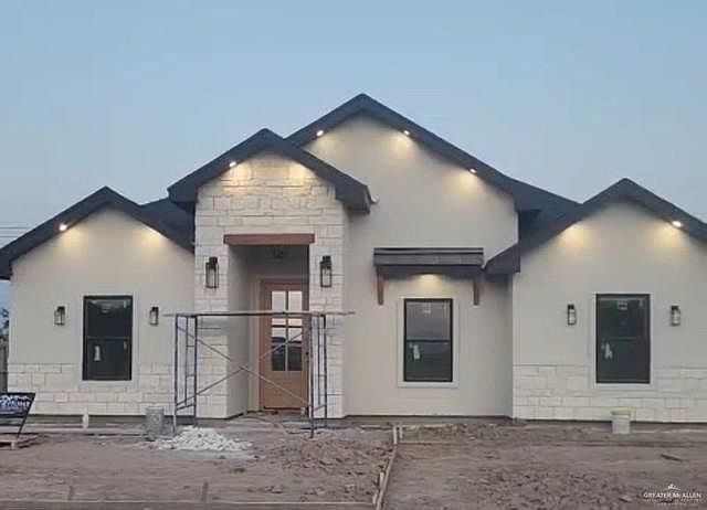 1st image of 4310 Sofia Daniela Ave