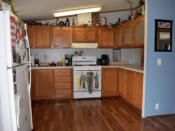 5th image of 16107 Morel Ln