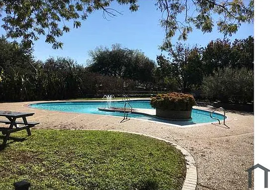4 bed, 1514 sqft, $2,395 — Photo 2