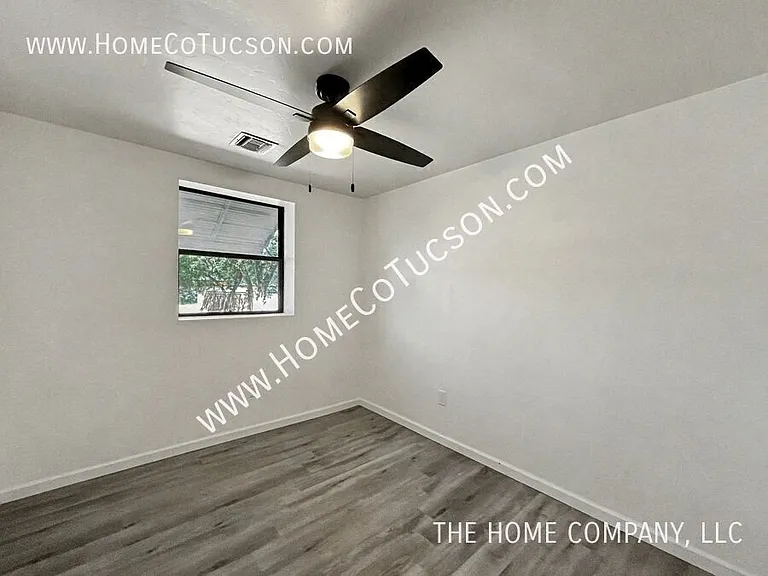 3435 E Elida St — Photo 17