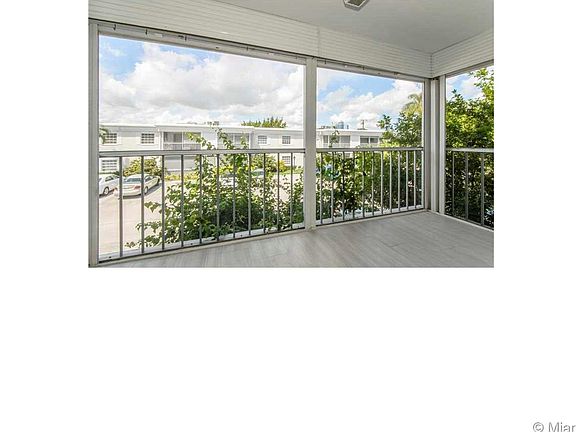 5th image of 6405 Bay Club Dr APT 3