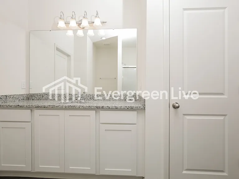 604 Berkeley Glen Rd — Photo 9