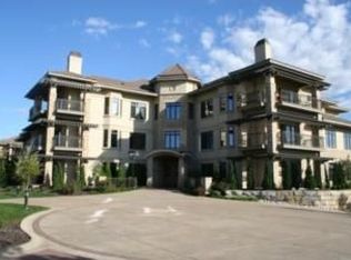 4901 W 133rd #203 St, Leawood, KS 66209