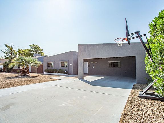 4th image of 3123 E Windrose Dr