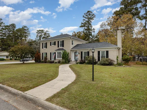 916 W Pope St, Dunn, NC 28334