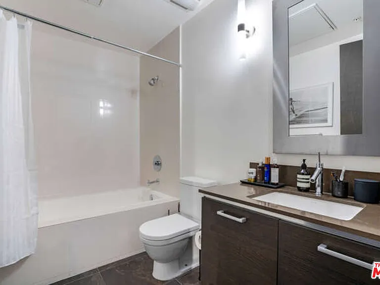 13320 Beach Ave #206 — Photo 15
