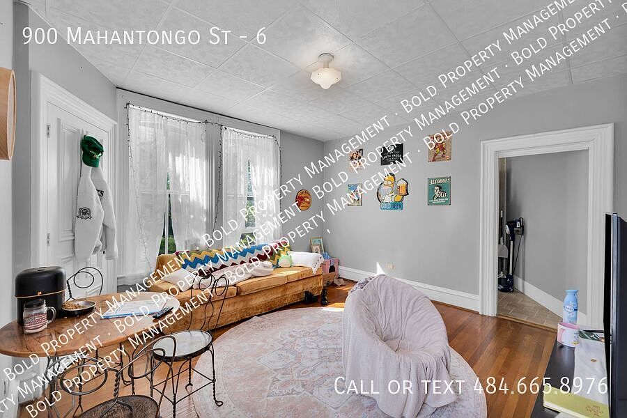 1st image of 900 Mahantongo St #6