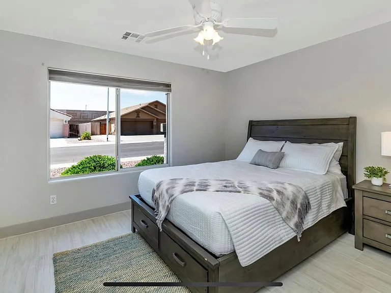 1420 W Flintlock Way — Photo 10