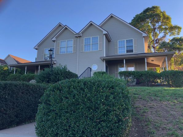 57 E Pattagansett Rd #B