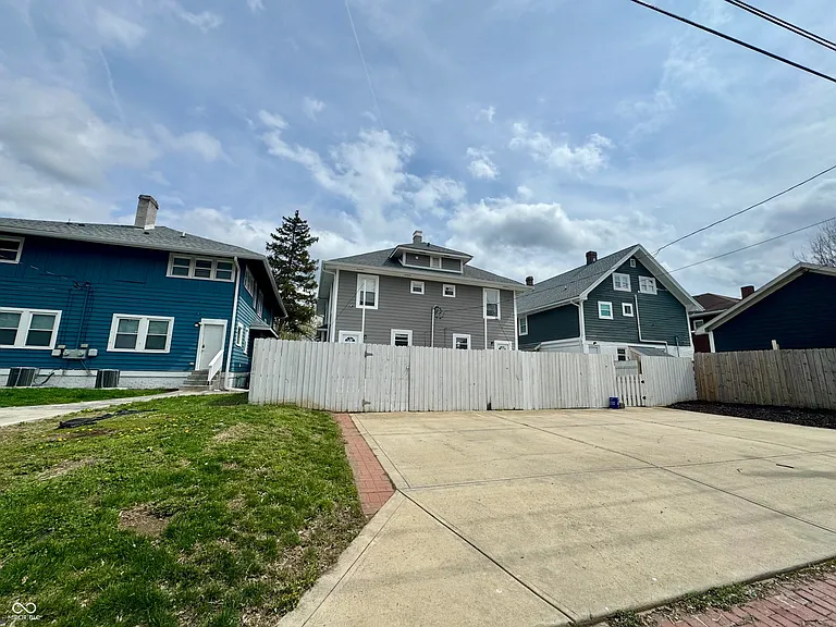 3256 Ruckle St — Photo 16
