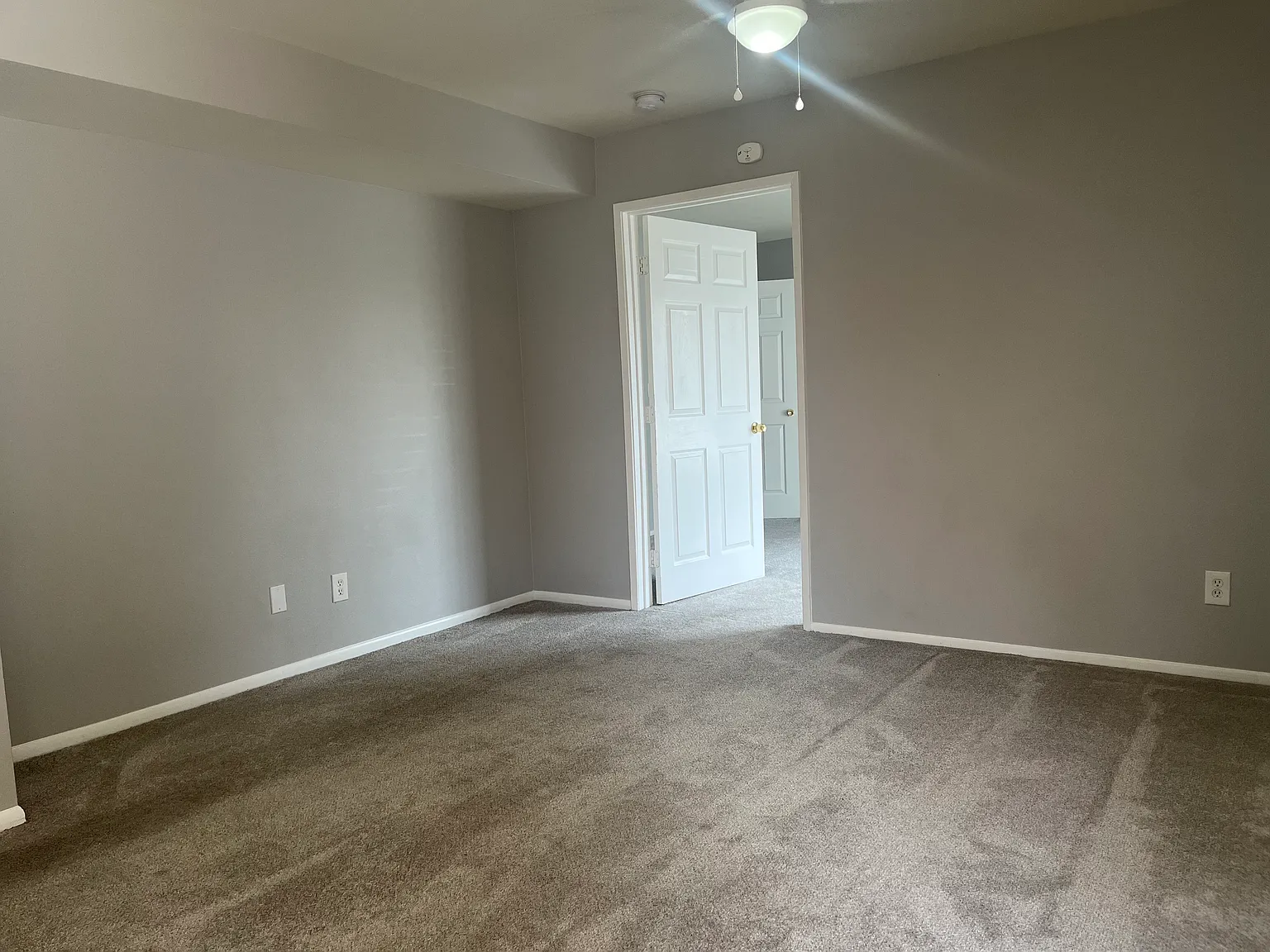 15544 Sequoia St — Photo 2