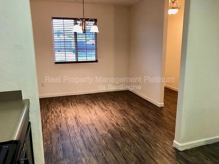 5886 E Fillmore Ave — Photo 4