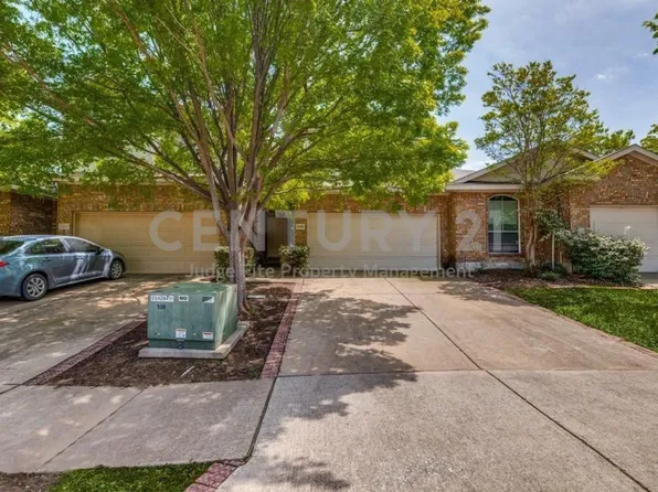 2228 Stonebrook Ln, Mesquite, TX 75181