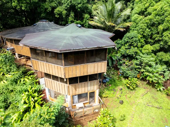 5051 Wainiha Powerhouse Rd, Hanalei, HI 96714