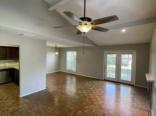 12323 Cedar Springs Ln, Oklahoma City, OK 73120