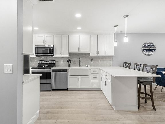 5th image of 9286 Vista Del Lago #E