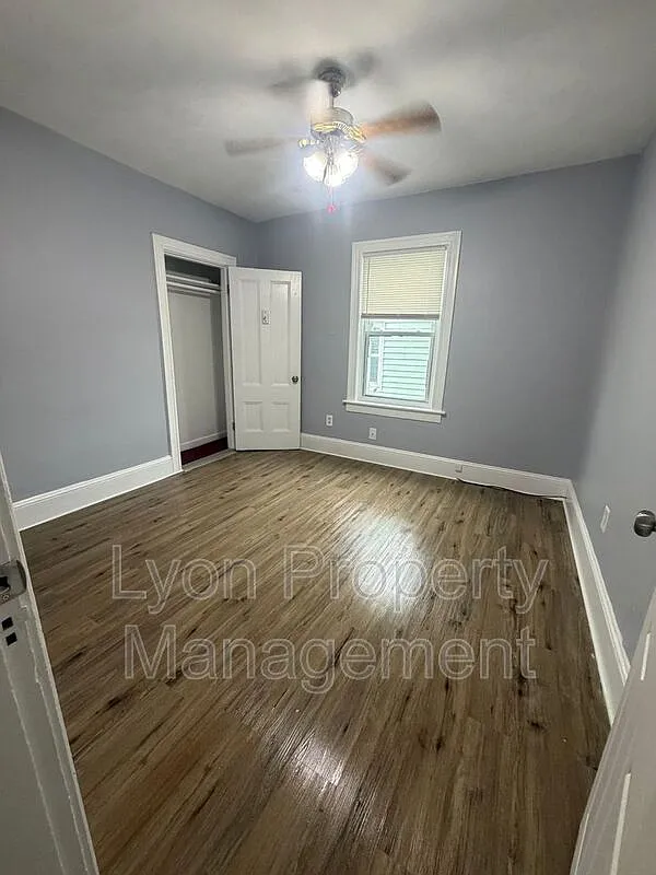2 bed, 1.0 bath, $1,595 — Photo 3