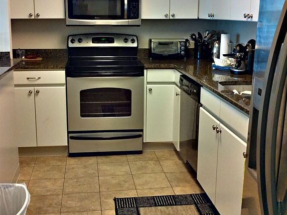 4th image of 440 N Wabash Ave APT 2406