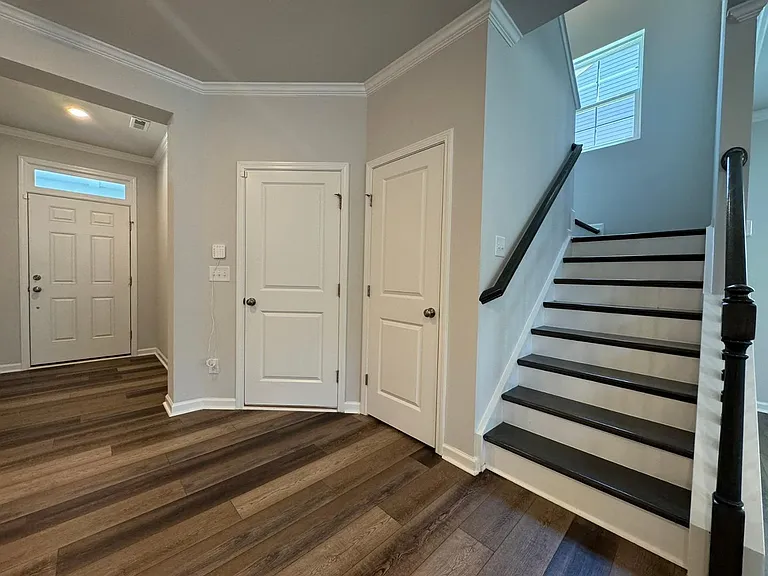 2038 Strickland Oak Way — Photo 9